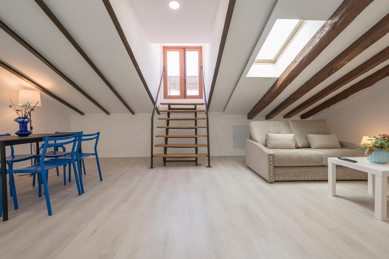 Exclusivo Atico Con Terraza En Plaza Mayor Madrid Exterior foto